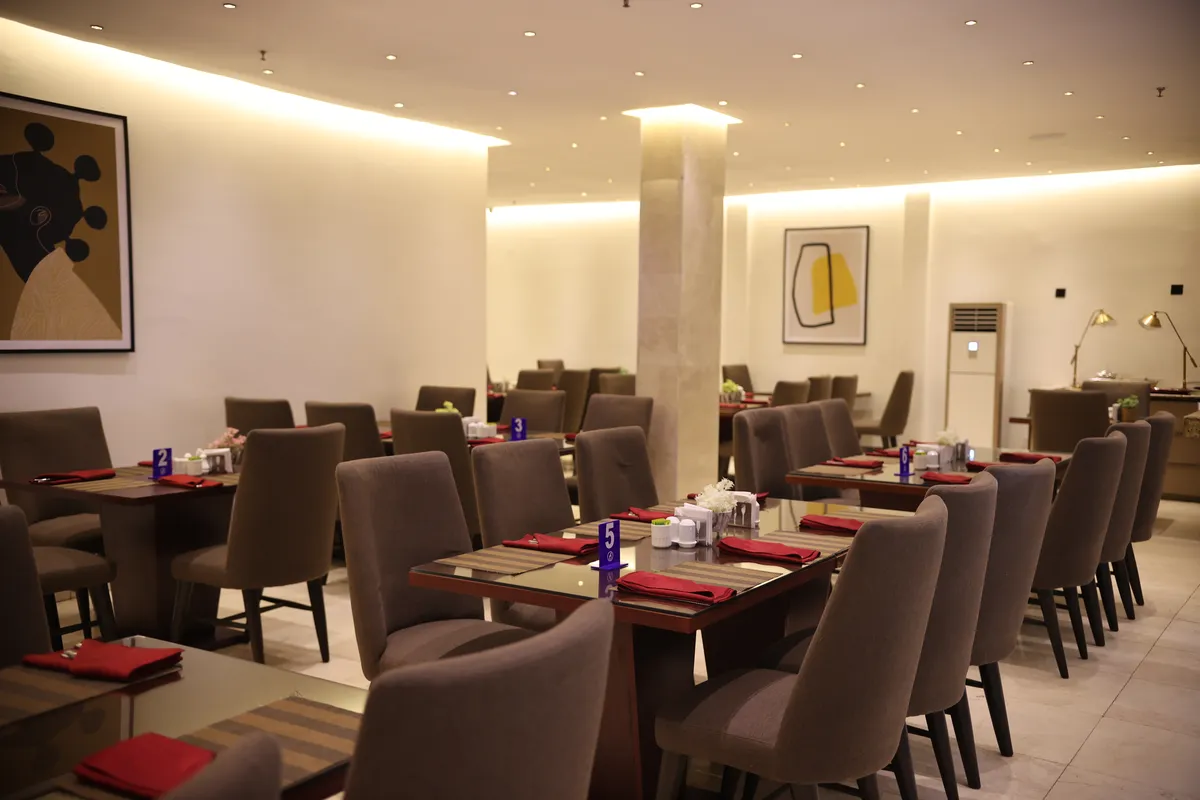 Bentwood Restaurant Seating