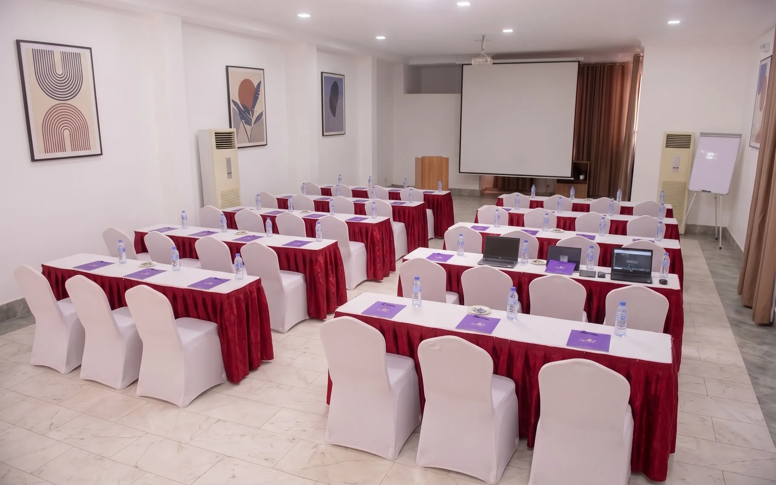 Hudson Hall Classroom